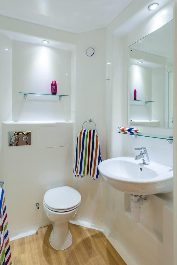 Zeni 5 Bed Apartment In Central Exeter Bagian luar foto